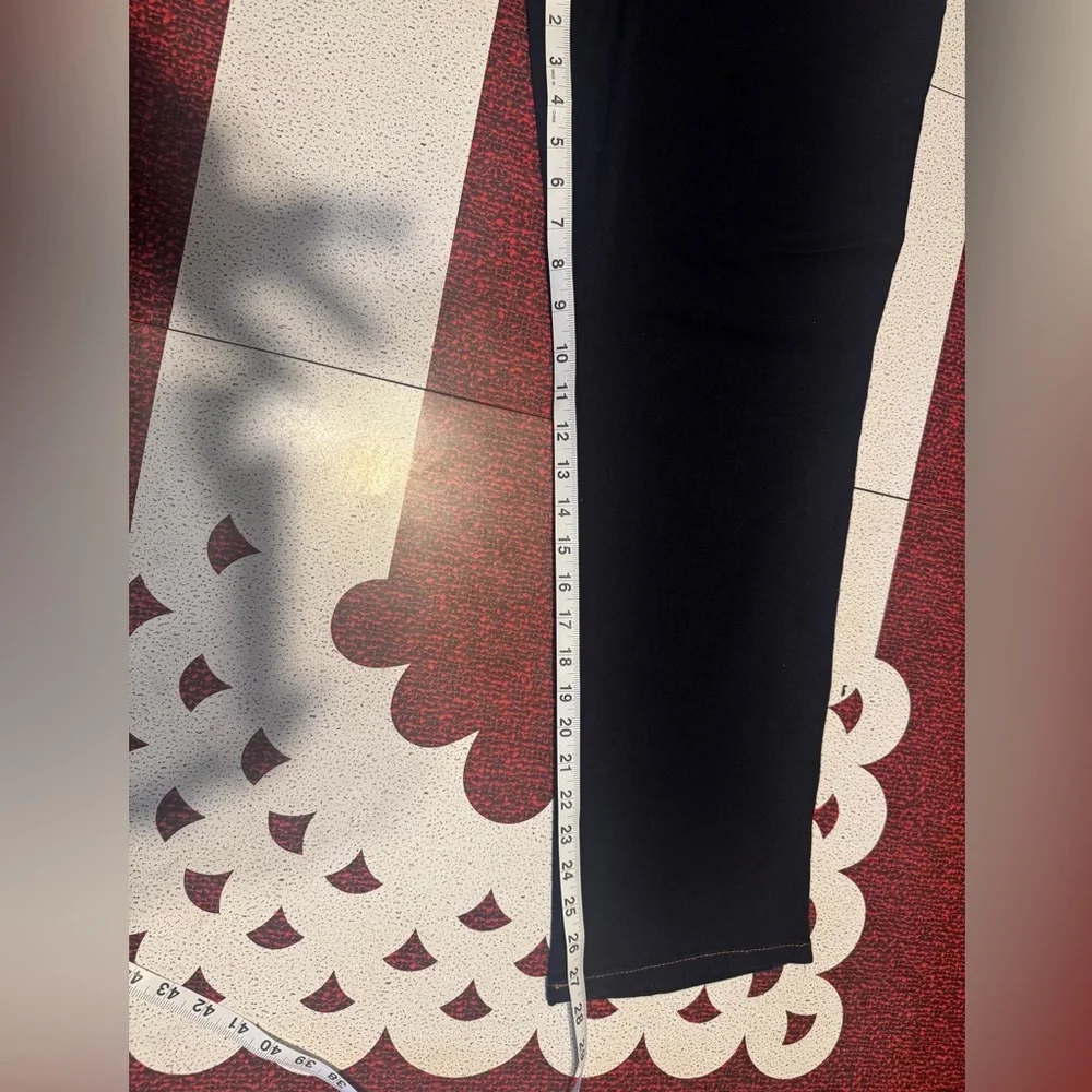 Gloria Vanderbilt Women’s Jeans Dark Wash Size 14S / Straight Leg (Like New) - Picture 6 of 9